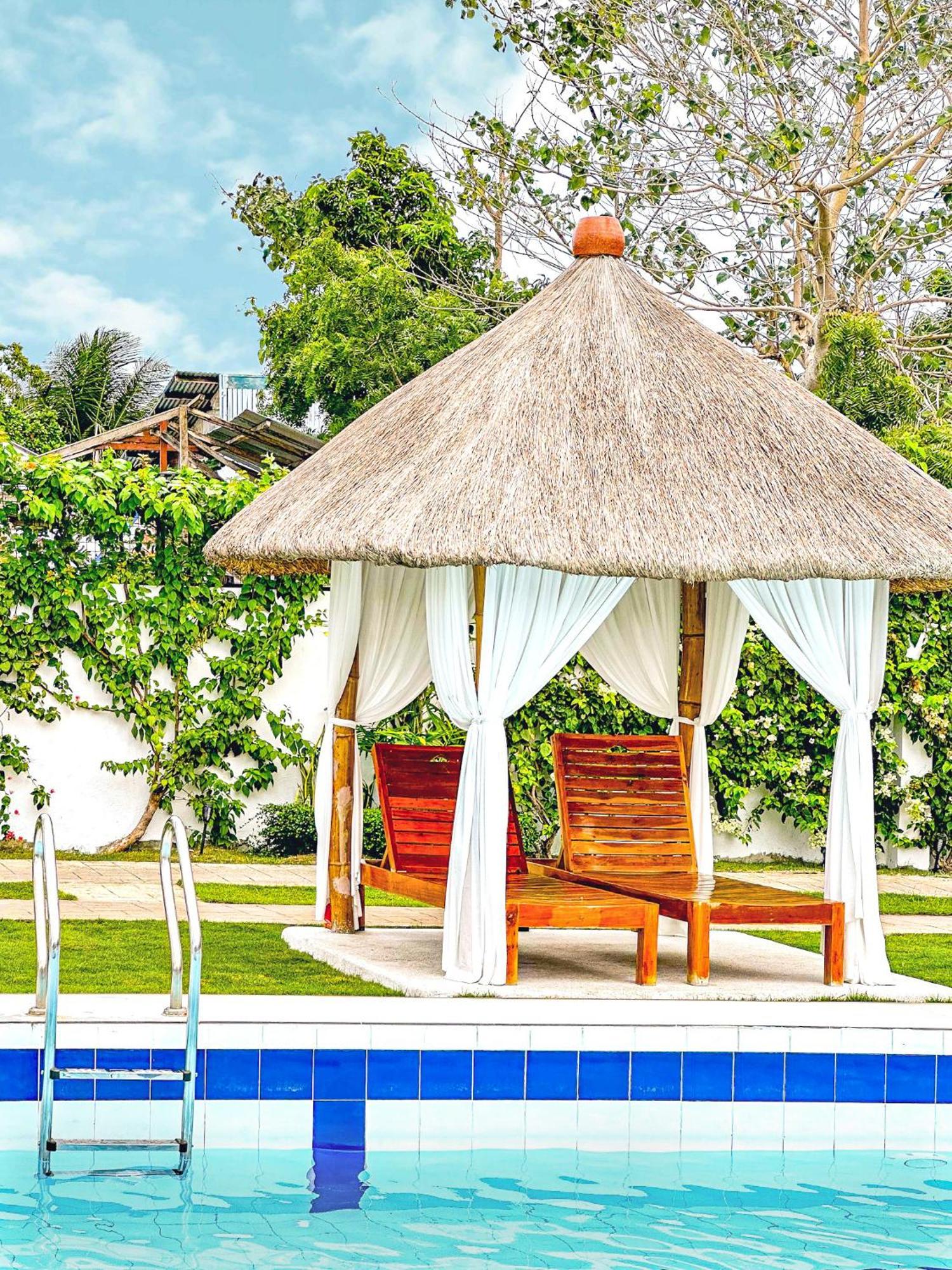 Treeshade Resort & Spa Moalboal Exterior photo