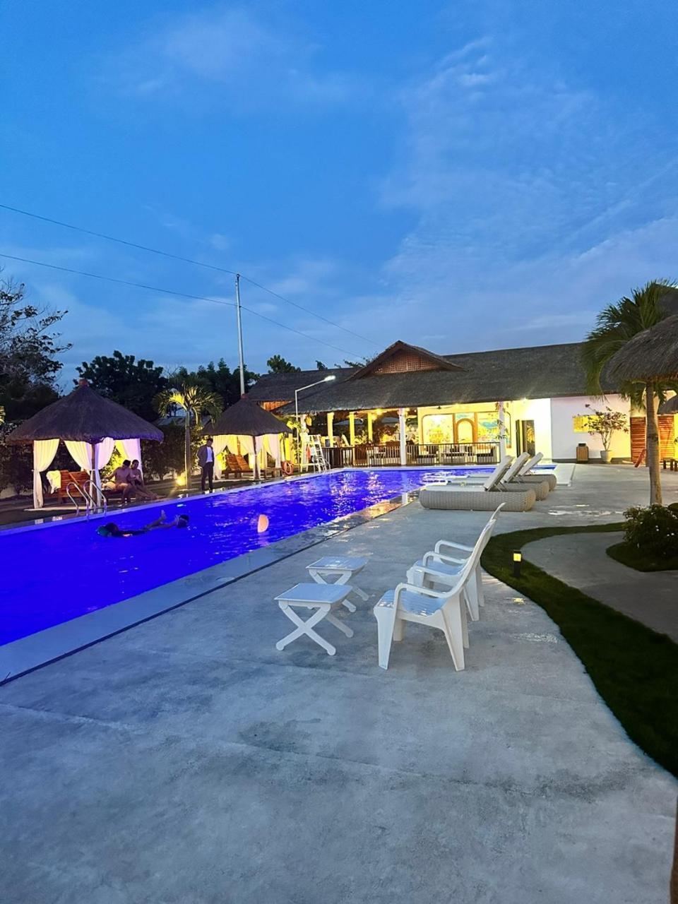 Treeshade Resort & Spa Moalboal Exterior photo