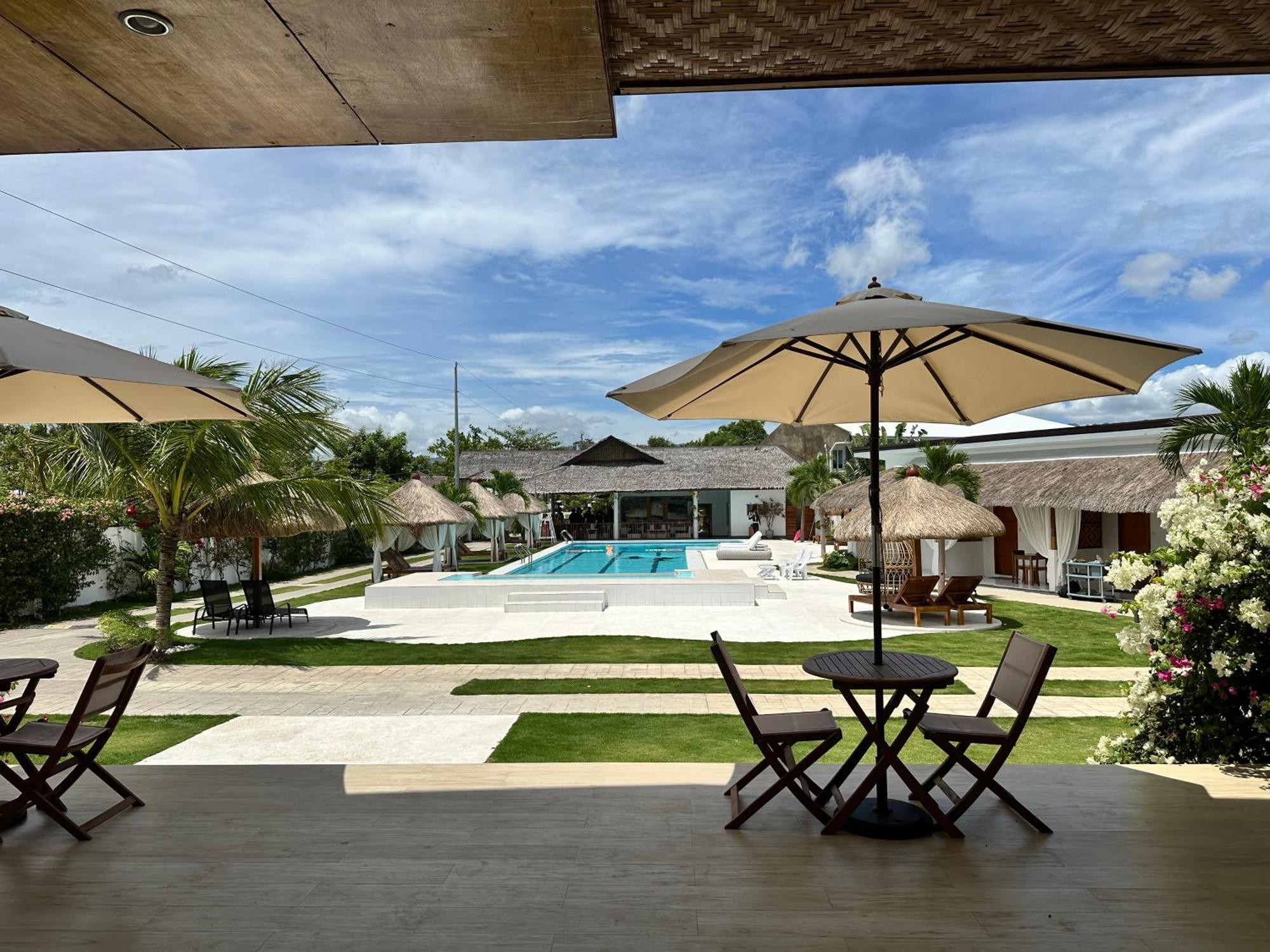 Treeshade Resort & Spa Moalboal Exterior photo